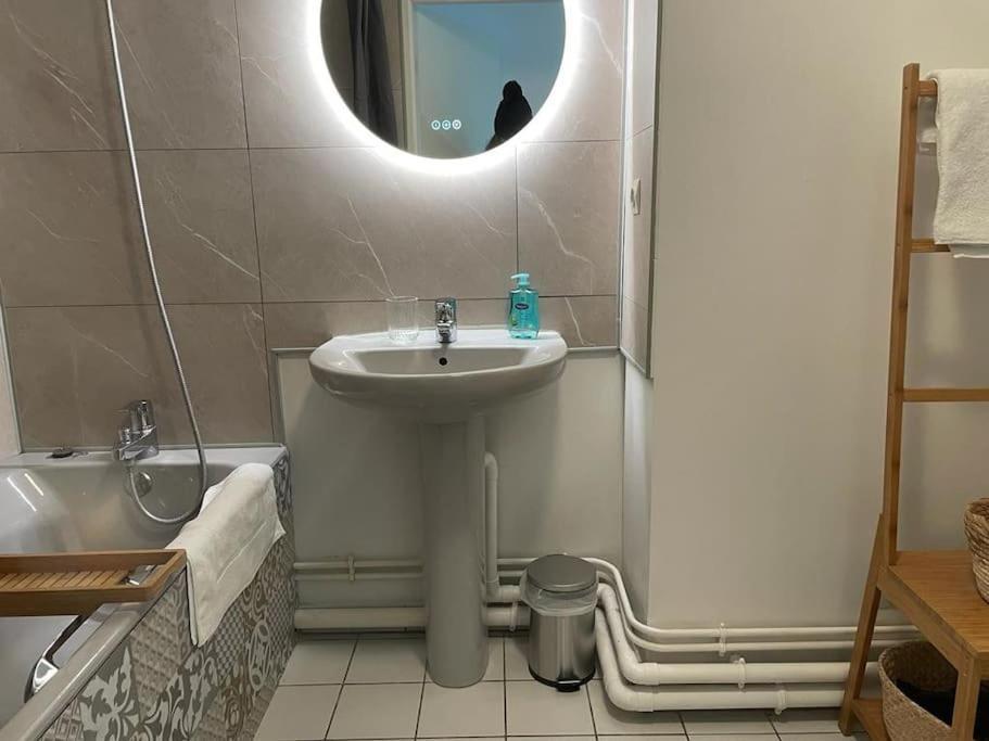 Frida 4 Pers Hypercentre + Clim Daire Épernay Dış mekan fotoğraf